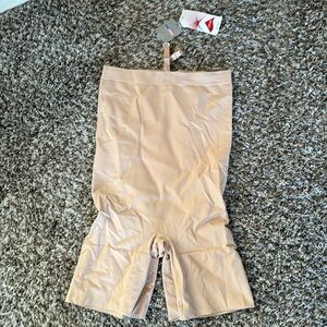 Lycra 3xl shapewear with hooks for bra and opening at bottom